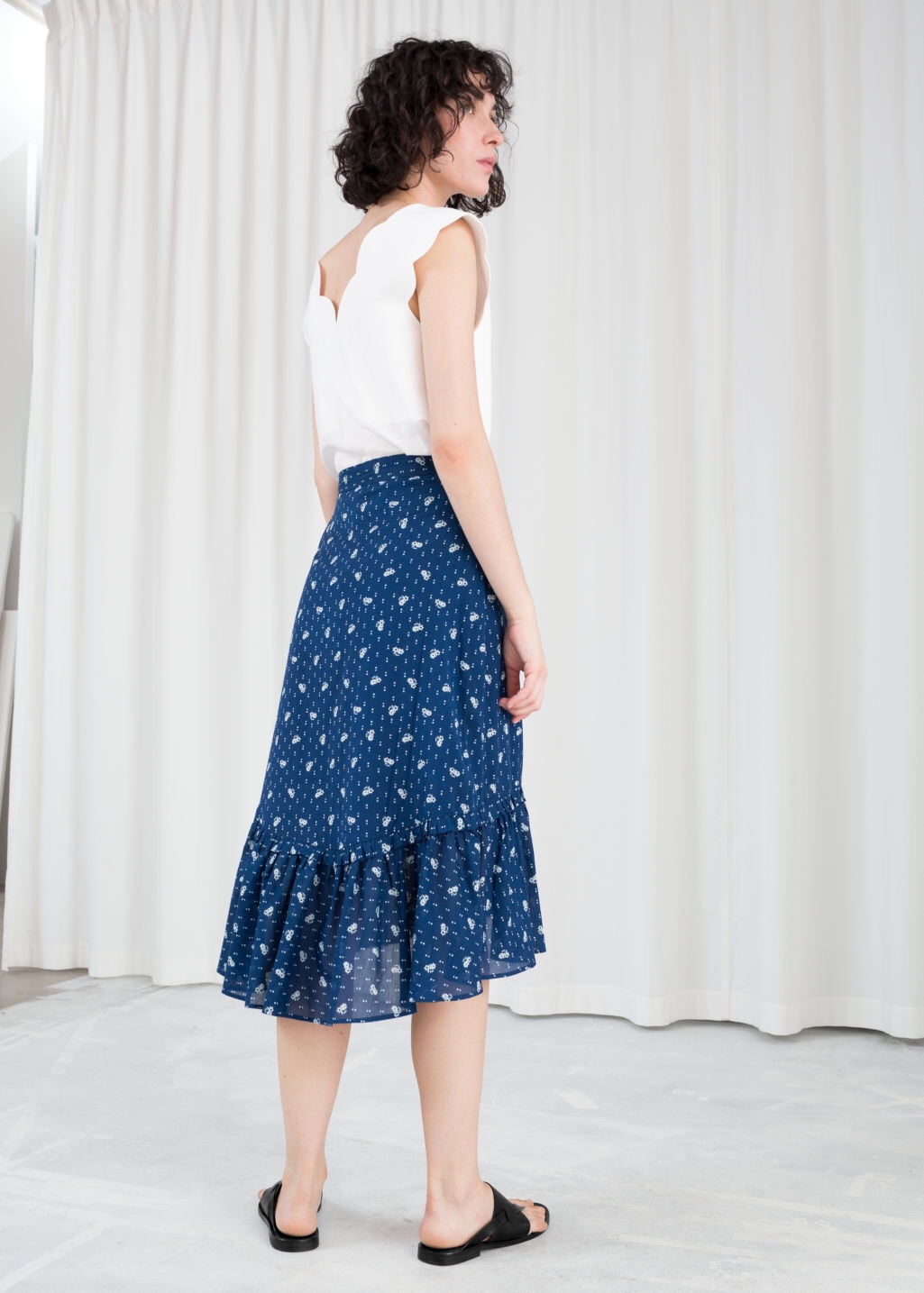 裹身半裙Floral Ruffle Midi Skirt - Blue - Midi skirts - & Other Stories US