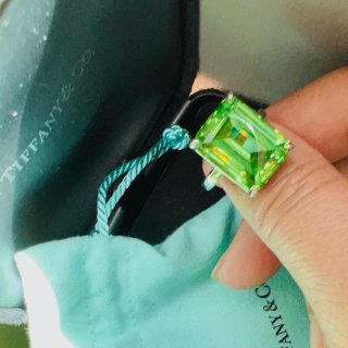 Tiffany绿水晶戒指一眼心动💓...