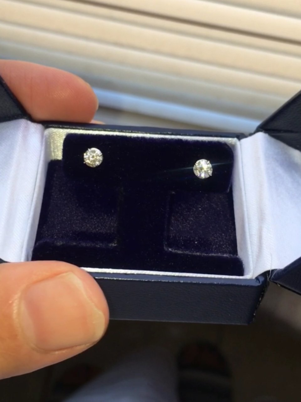 SuperJeweler,Nearly 1/2ct diamond earrings,117.5美元