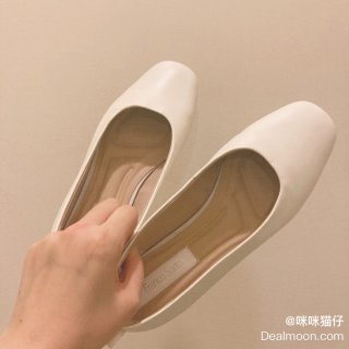 ☀️衣橱必备：白色单鞋...
