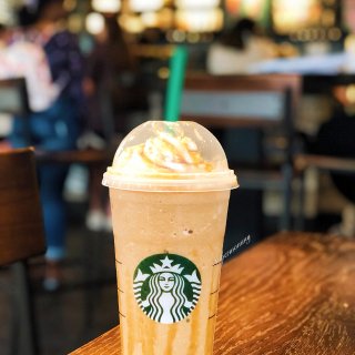 Caramel Crunch Frappuccino,Starbucks 星巴克,Starbucks饮品打卡,starbucks限量版,咖啡续命