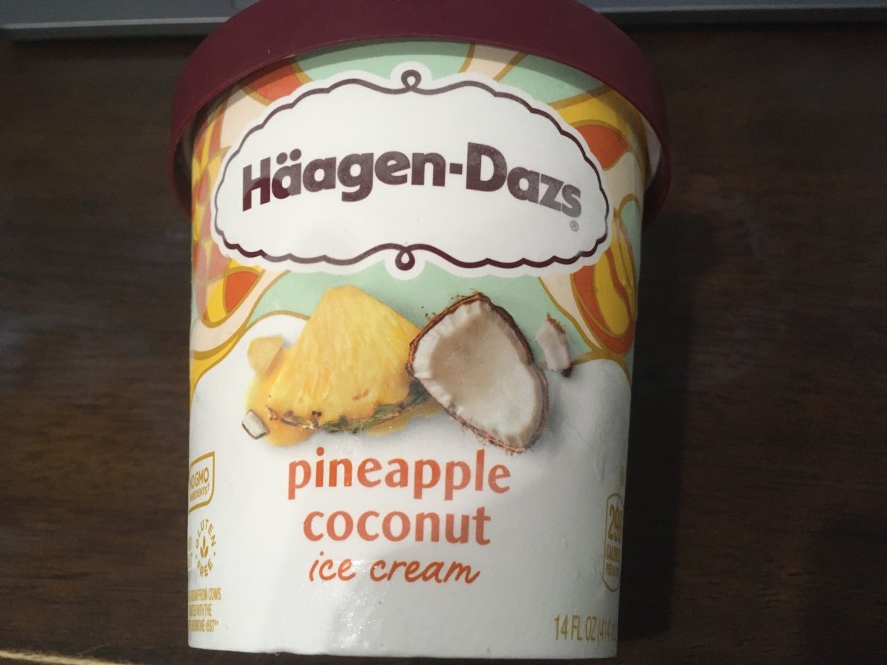 哈根达斯菠萝椰子冰淇淋...