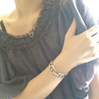 今天翻牌了銀手環銀項鍊🫧🫧...