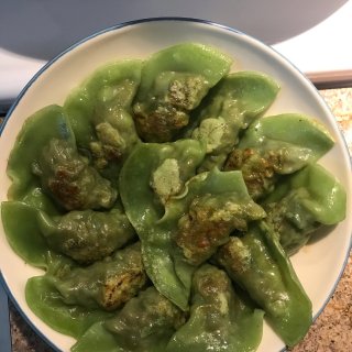 绿色健康菠菜煎饺...