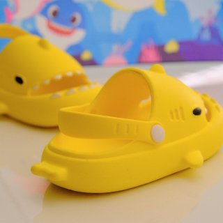 小朋友鲨鱼拖鞋，BabyShark Di...
