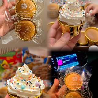 💕新年第一次做cupcake蛮成功✌️...