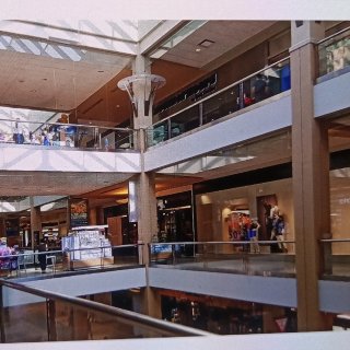 Queen'scenter皇后区购物中心...