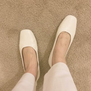 ☀️衣橱必备：白色单鞋...