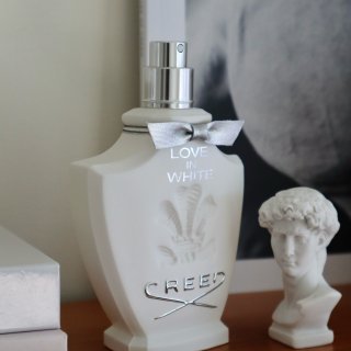 白色之恋🐚最好看的瓶子装着最难闻的香水...
