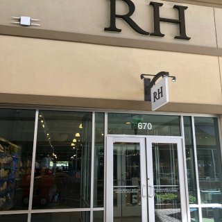 RH家具家居用品店...