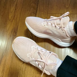 女神节日记～粉色耐克运动鞋...