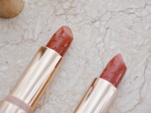 🎈ColourPop新入的两只Lux Lipstick