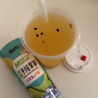 手搖果茶｜檬檬噠 · 百香果檸檬...