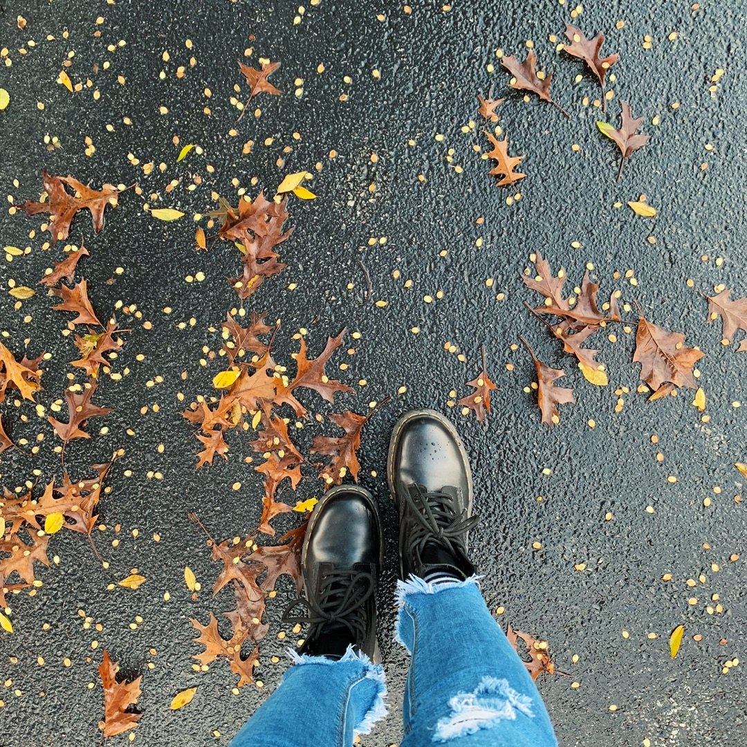下雨天和马丁靴更配...