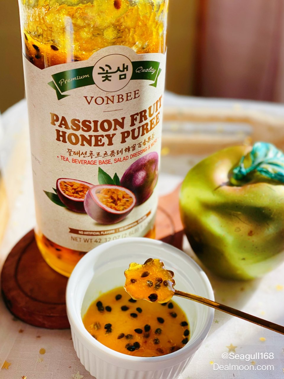 Vonbee Passion Fruit Honey Puree. (set of 2) 42.32oz/ 2.6lb. Great for Tea,  Salad Dressing, Beverage Base