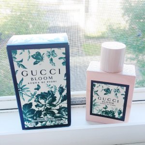 gucci bloom ～颜值味道在线，香水瓶一如既往的高级