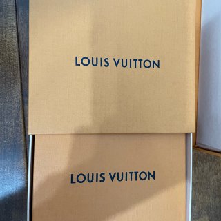 LV 包包盒子📦