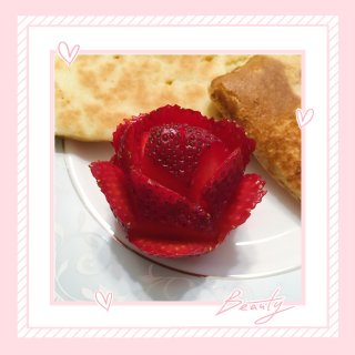 草莓红玫瑰