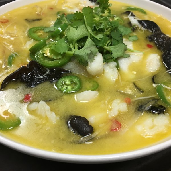 辣子鸡，勾魂面，烤鱼，米线