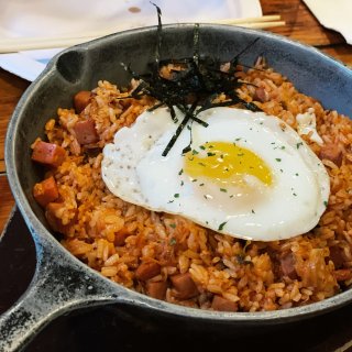 金币🌧️｜一个超简单的自制韩式炒饭...