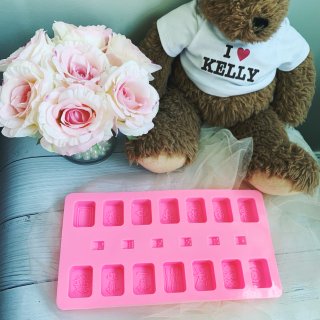 榴莲芝士蛋糕，配上麻将风；完美的组合...