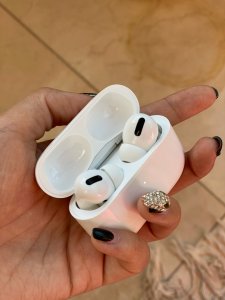 苹果无线耳机Apple airpods pro 绝对推荐！