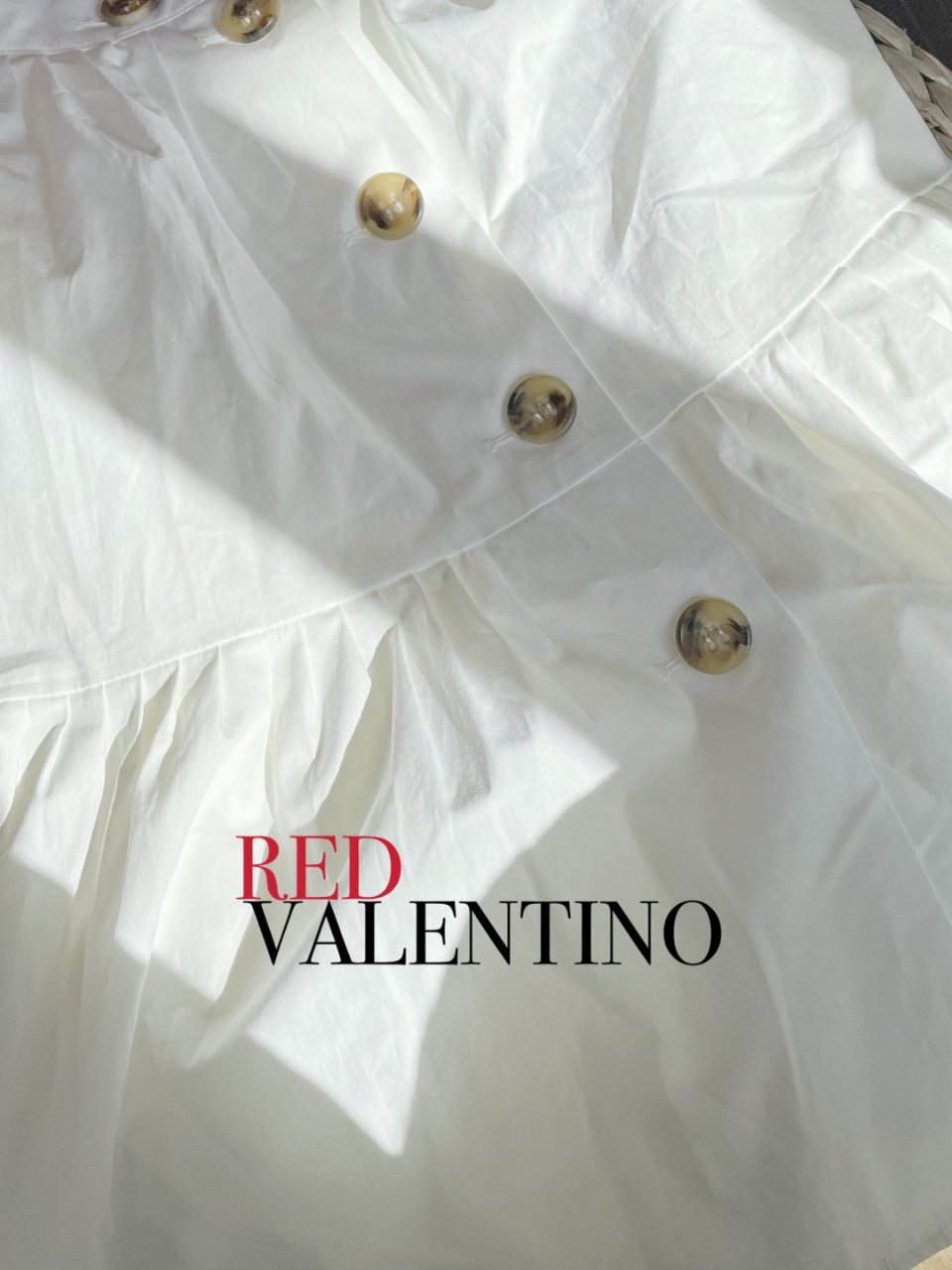 RED VALENTINO 小白裙子到啦...