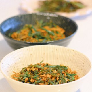 干饭记录 🎞 韭菜盒子是最朴实的美味...
