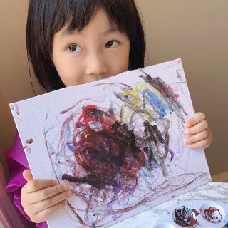 【KOL2.0】小小孩在家学画画...