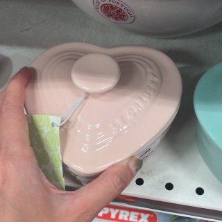 在美国逛TJMaxx，在英国逛TKMax...