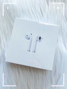 Dream headsets 丨Apple AirPods