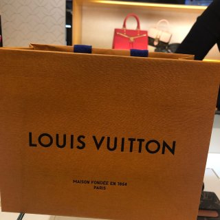 Louis Vuitton 超有个性的钱...