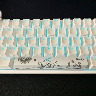 Ducky魔力鸭超美纯白游戏键盘...