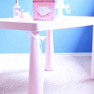 专门拿来拍照的粉色桌子...