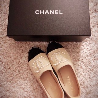 Chanel珍珠渔夫鞋...