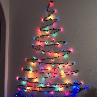 我的聖誕樹出來了...