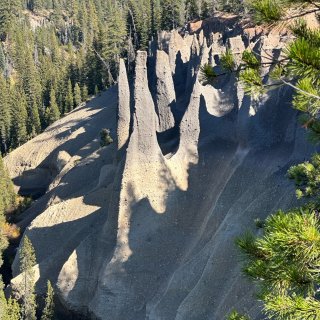 Crater Lake NP｜千年前神奇...