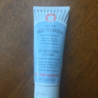 First Aid Beauty,face cleanser