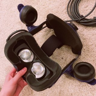 HTC VIVE VR设备