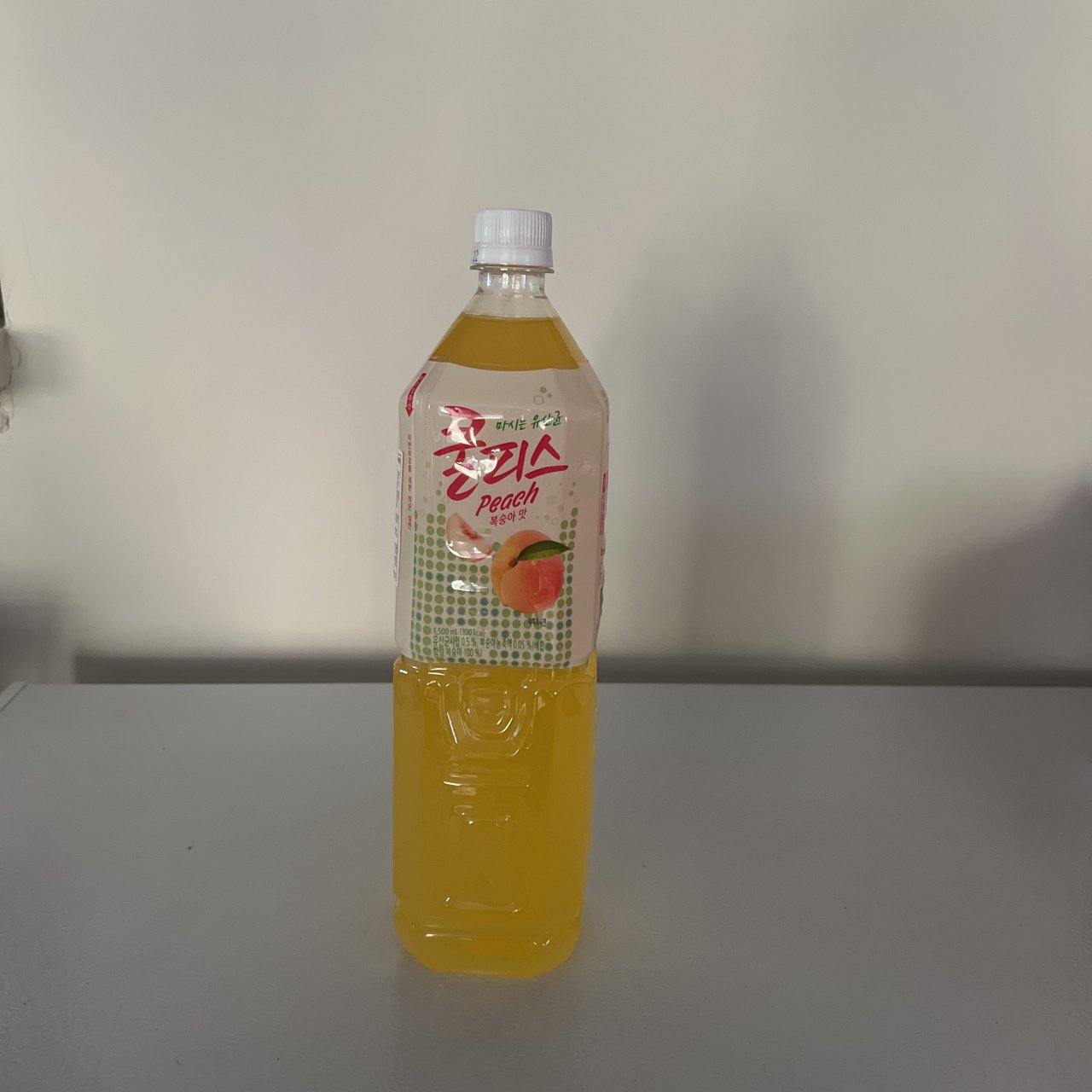 好喝的桃子味果汁...
