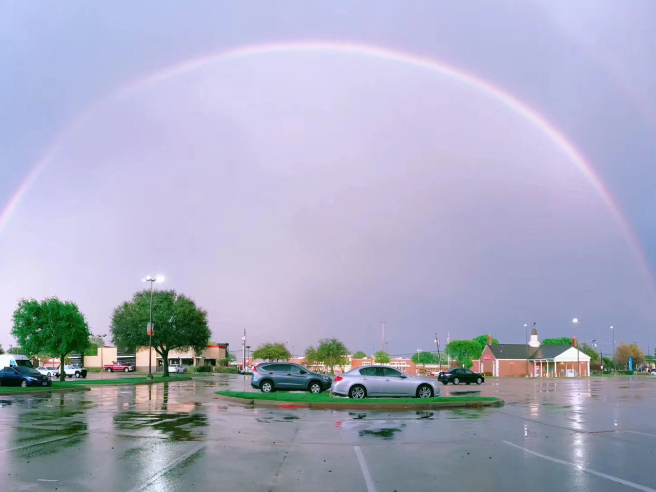 暴风雨之后的双彩虹🌈...