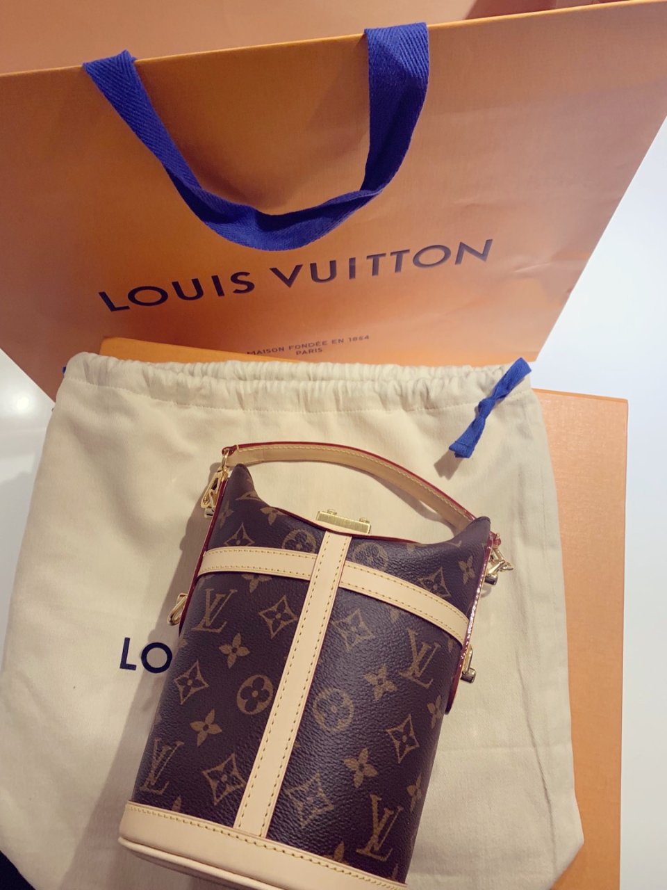 Louis Vuitton 路易·威登,有点小贵但很值