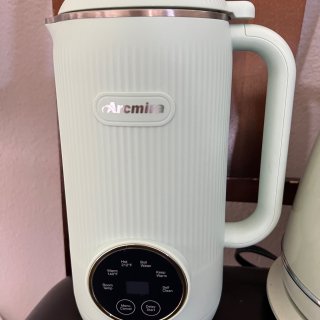 Arcmira Automatic Nut Milk Maker, 20 oz Homemade Almond, Oat, Soy, Plant-Based Milk and Dairy Free Beverages, Almond Milk Maker with Delay Start/Keep Warm/Boil Water, Soy Milk Maker with Nut Milk Bag,Yellow
