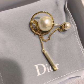 我的Dior耳环小合集😍...