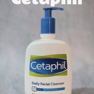 初次体验Cetaphil洗面奶，有点怪怪...