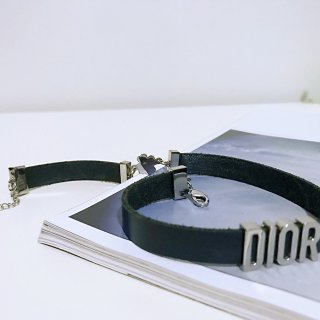 赠品 • Dior四叶草手链...