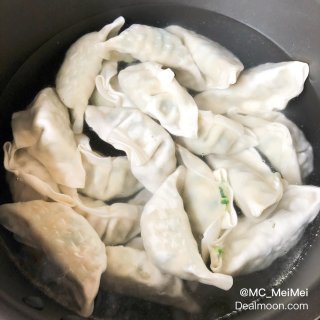 中超速食｜真味 · 豬肉韭菜煎餃...