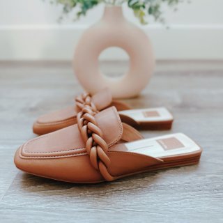 【夏日搭配】好看又舒服的穆勒鞋...