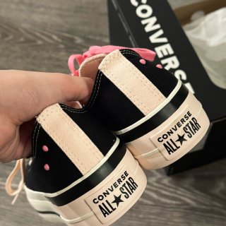 ​Chuck Taylor All Star Lift Platform Easy On Black & Pink Women's Low Top Shoe. Converse.com