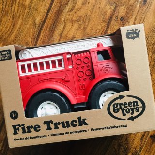 #8 Green Toys的消防车深得大...